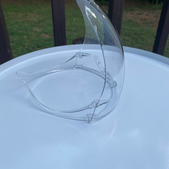 **NWOT**Clear Plastic Face Shield - Picture 9 of 9